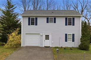 140 Beacon Park Dr, East Providence, RI 02915 - Photo 37