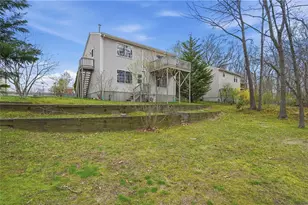 140 Beacon Park Dr, East Providence, RI 02915 - Photo 41