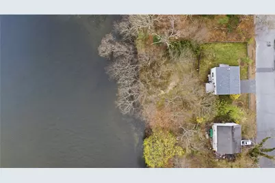 140 Beacon Park Drive, East Providence, RI 02915 - Photo 9