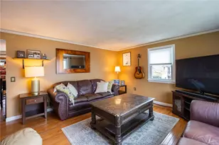 47 Long St, Warwick, RI 02888 - Photo 5