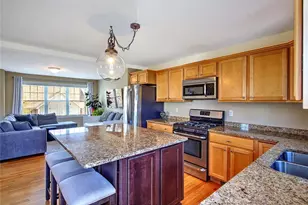 31 Streamview Dr, Cumberland, RI 02864 - Photo 5