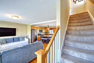 31 Streamview Dr, Cumberland, RI 02864 - Photo 13