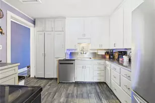 246 Harris Ave, Woonsocket, RI 02895 - Photo 17