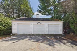 246 Harris Ave, Woonsocket, RI 02895 - Photo 33