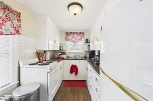 246 Harris Ave, Woonsocket, RI 02895 - Photo 27
