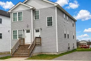 35 Douglas Ave, Providence, RI 02908 - Photo 9