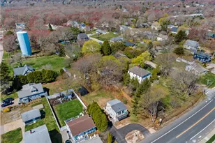 844 Boston Neck Rd, Narragansett, RI 02882 - Photo 23