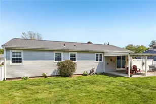 14 Candlewood Dr, Smithfield, RI 02828 - Photo 41