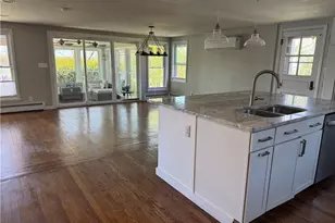 157 Betsey Williams Dr, Warwick, RI 02889 - Photo 5