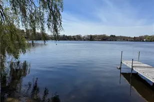 157 Betsey Williams Dr, Warwick, RI 02889 - Photo 3