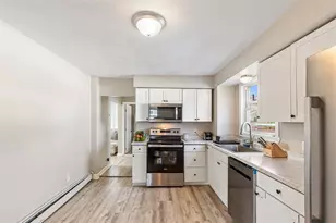 435 Broadway, East Providence, RI 02914 - Photo 19