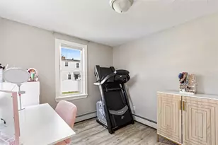 435 Broadway, East Providence, RI 02914 - Photo 23