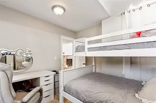 435 Broadway, East Providence, RI 02914 - Photo 9