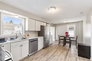 435 Broadway, East Providence, RI 02914 - Photo 15