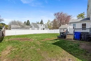 435 Broadway, East Providence, RI 02914 - Photo 43