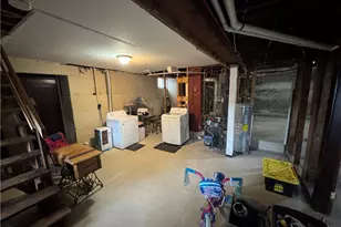 75 Kenwood St, Woonsocket, RI 02895 - Photo 21