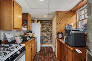 86 Transit St, Providence, RI 02906 - Photo 33