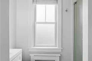 60 Prospect Hill St, Newport, RI 02840 - Photo 23