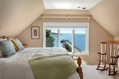 8 Walley Street, Bristol, RI 02809 - Photo 35