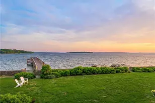 8 Walley St, Bristol, RI 02809 - Photo 45