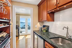 8 Walley St, Bristol, RI 02809 - Photo 17