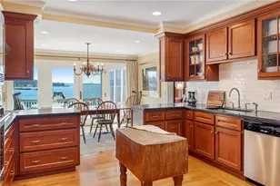 8 Walley St, Bristol, RI 02809 - Photo 15
