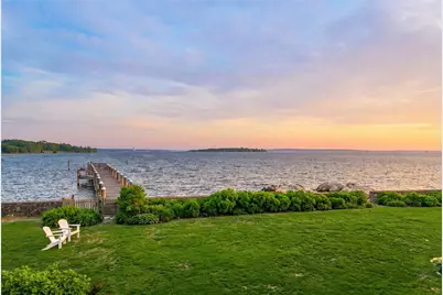 8 Walley Street, Bristol, RI 02809 - Photo 47