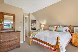 8 Walley St, Bristol, RI 02809 - Photo 35