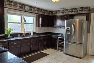 46 Mac Gregor St, Providence, RI 02904 - Photo 7