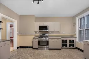 22 Sycamore St, Providence, RI 02909 - Photo 19