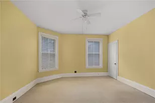 22 Sycamore St, Providence, RI 02909 - Photo 13