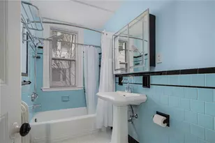 22 Sycamore St, Providence, RI 02909 - Photo 17