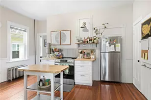 241 Pleasant St, Providence, RI 02906 - Photo 17