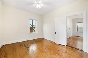 241 Pleasant St, Providence, RI 02906 - Photo 11