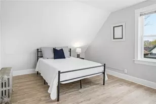 241 Pleasant St, Providence, RI 02906 - Photo 25