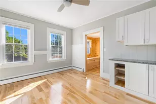 24 Lincoln Ave, Coventry, RI 02816 - Photo 9