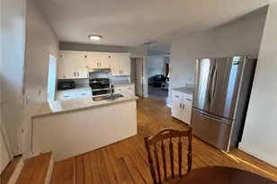 33 Ann St, Newport, RI 02840 - Photo 5