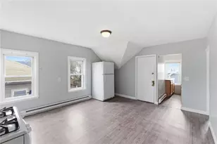 880 Douglas Ave, Providence, RI 02908 - Photo 37
