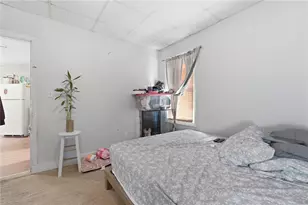 880 Douglas Ave, Providence, RI 02908 - Photo 5