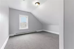 880 Douglas Ave, Providence, RI 02908 - Photo 21