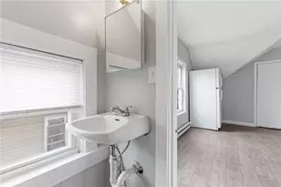 880 Douglas Ave, Providence, RI 02908 - Photo 39
