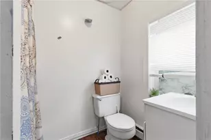 880 Douglas Ave, Providence, RI 02908 - Photo 45
