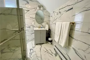18 Hall Ave, Newport, RI 02840 - Photo 13