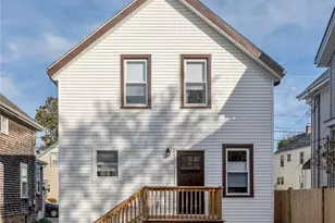 18 Hall Ave, Newport, RI 02840 - Photo 23