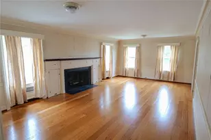 36 36 Underwood St, Pawtucket, RI 02860 - Photo 3