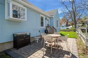 11 Bellevue Dr, Cranston, RI 02920 - Photo 33
