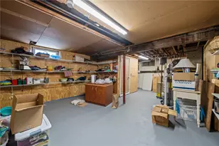 11 Bellevue Dr, Cranston, RI 02920 - Photo 39