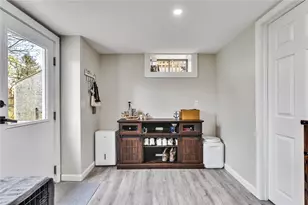 16 Harrison Ave, South Kingstown, RI 02879 - Photo 33