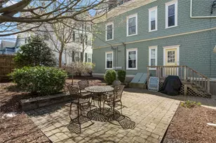 8 Everett St, Newport, RI 02840 - Photo 25