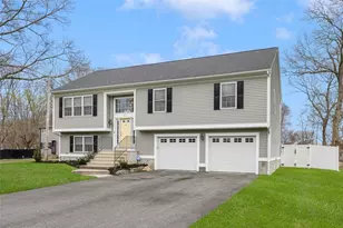 61 Garden St, Cumberland, RI 02864 - Photo 3